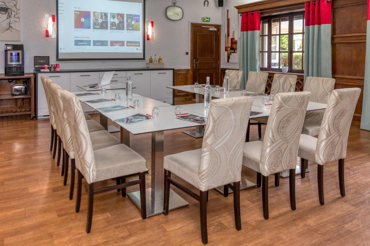 La Commanderie De Champarey Hotell Bourgoin-Jallieu Exteriör bild