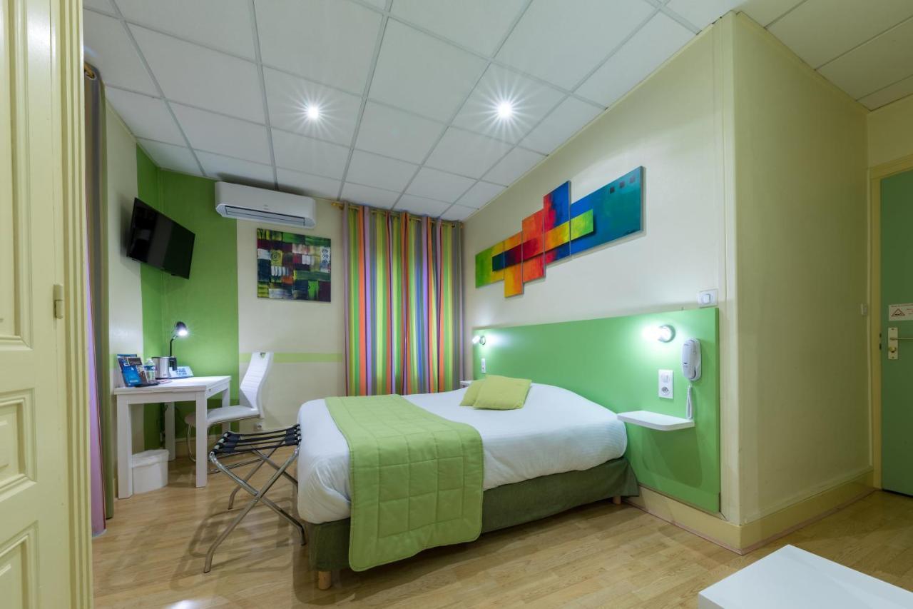 La Commanderie De Champarey Hotell Bourgoin-Jallieu Exteriör bild