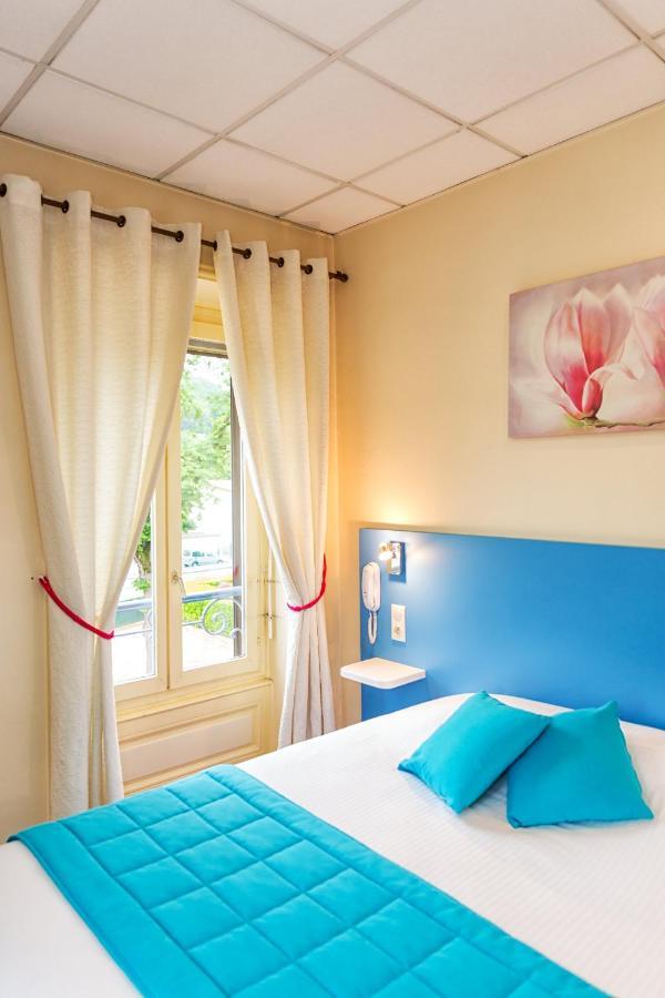 La Commanderie De Champarey Hotell Bourgoin-Jallieu Exteriör bild