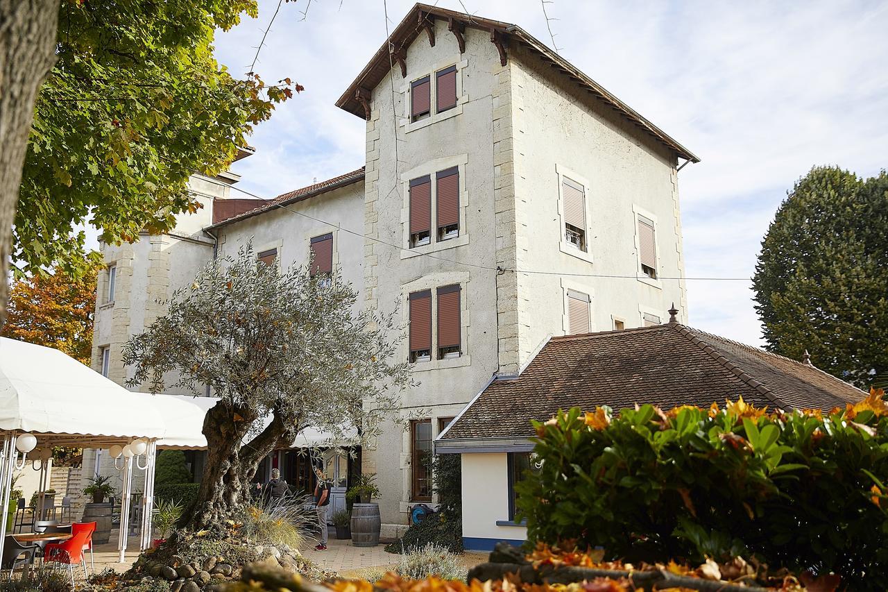 La Commanderie De Champarey Hotell Bourgoin-Jallieu Exteriör bild